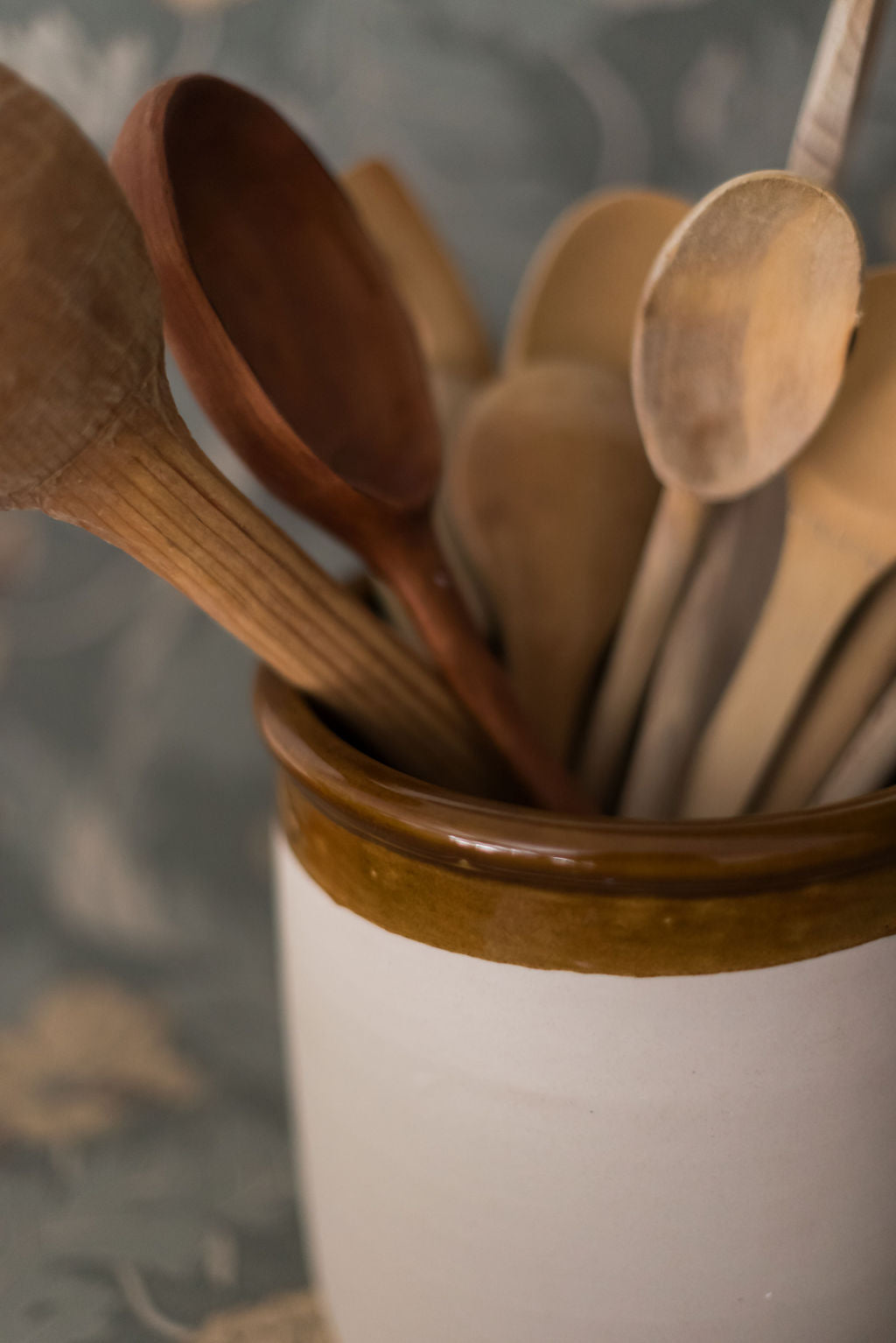 Heritage Stoneware Crock - Thumbnail 4