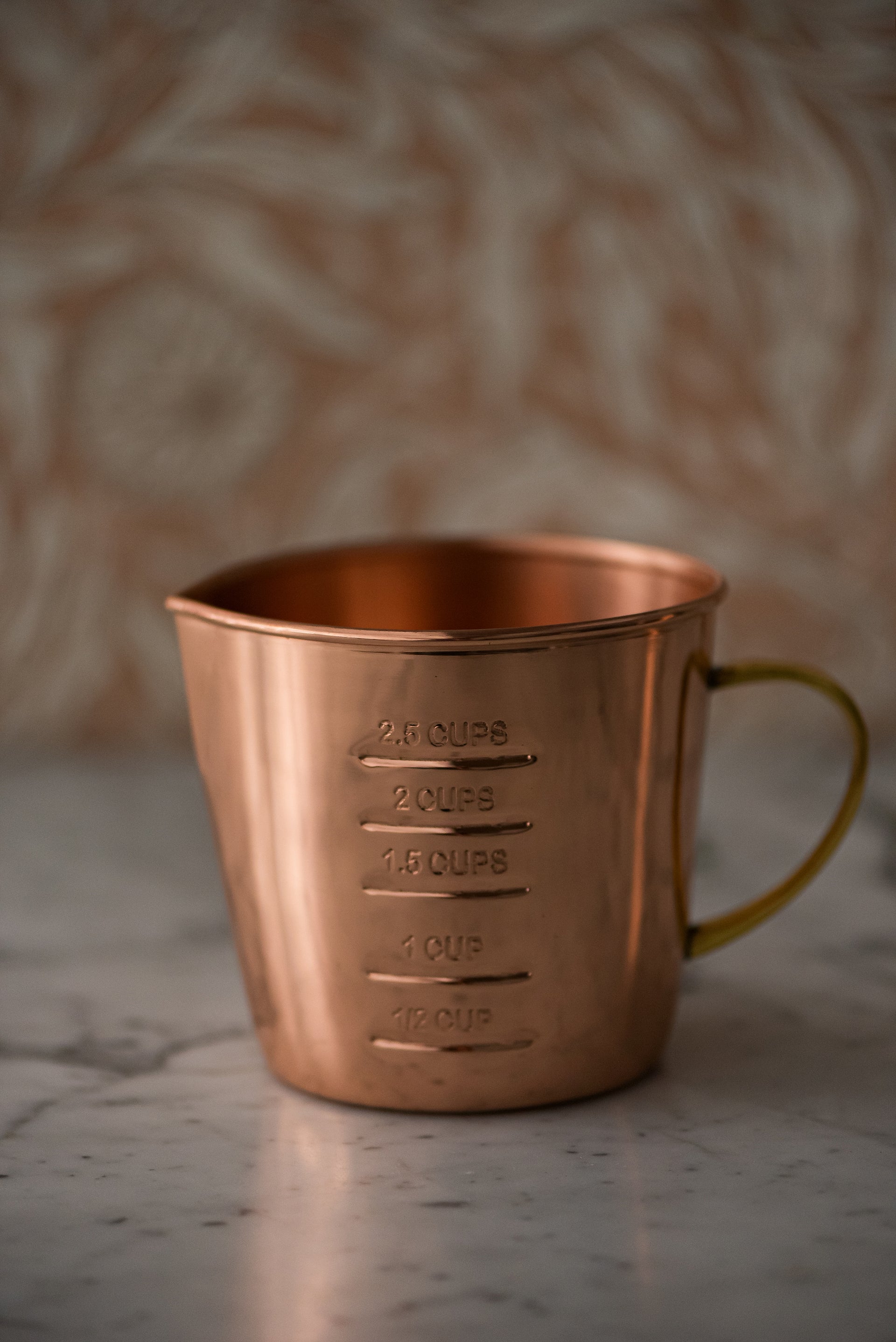 Liquid Measuring Cup Large Ornament – William Glen
