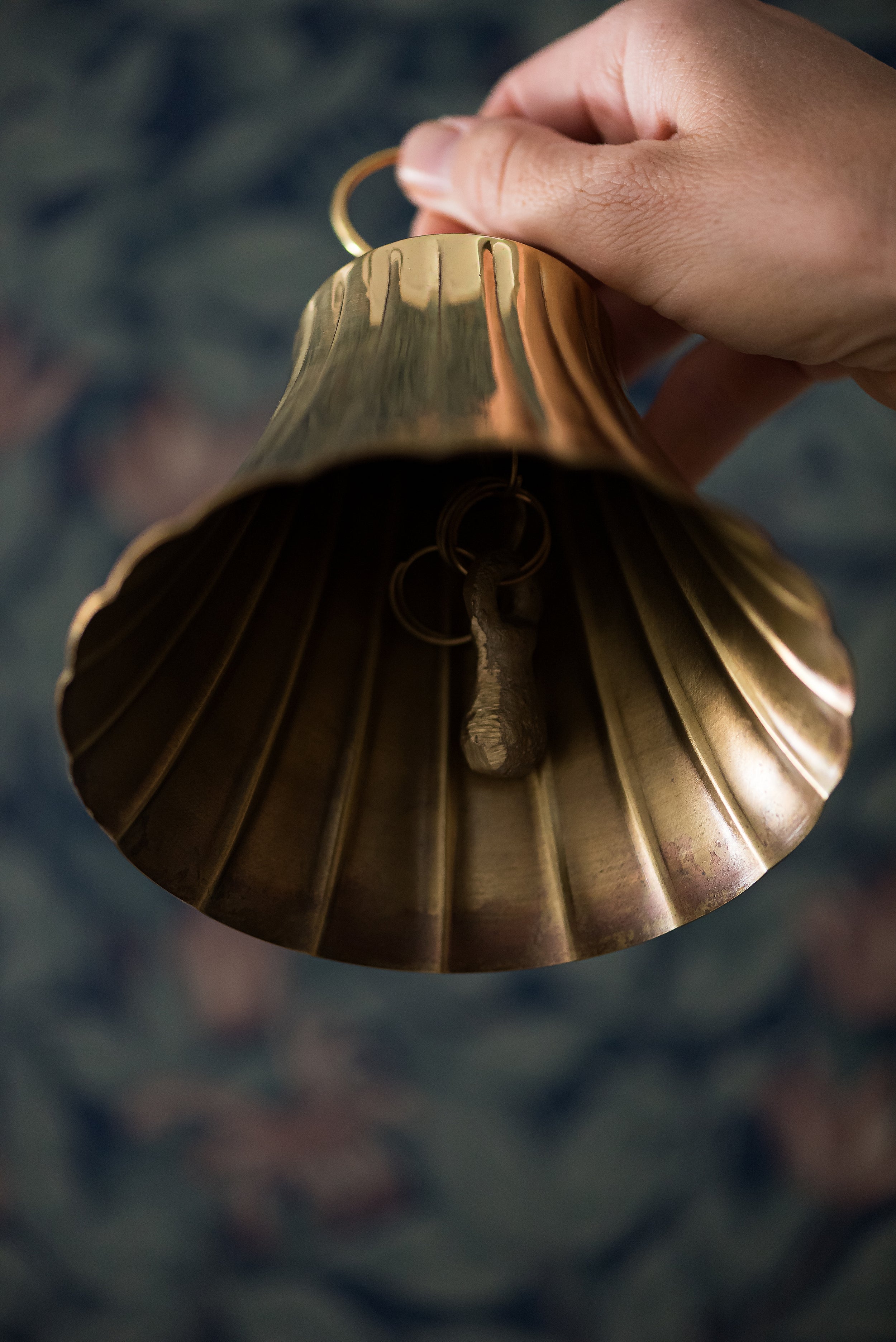 Scalloped Brass Bell - Thumbnail 3