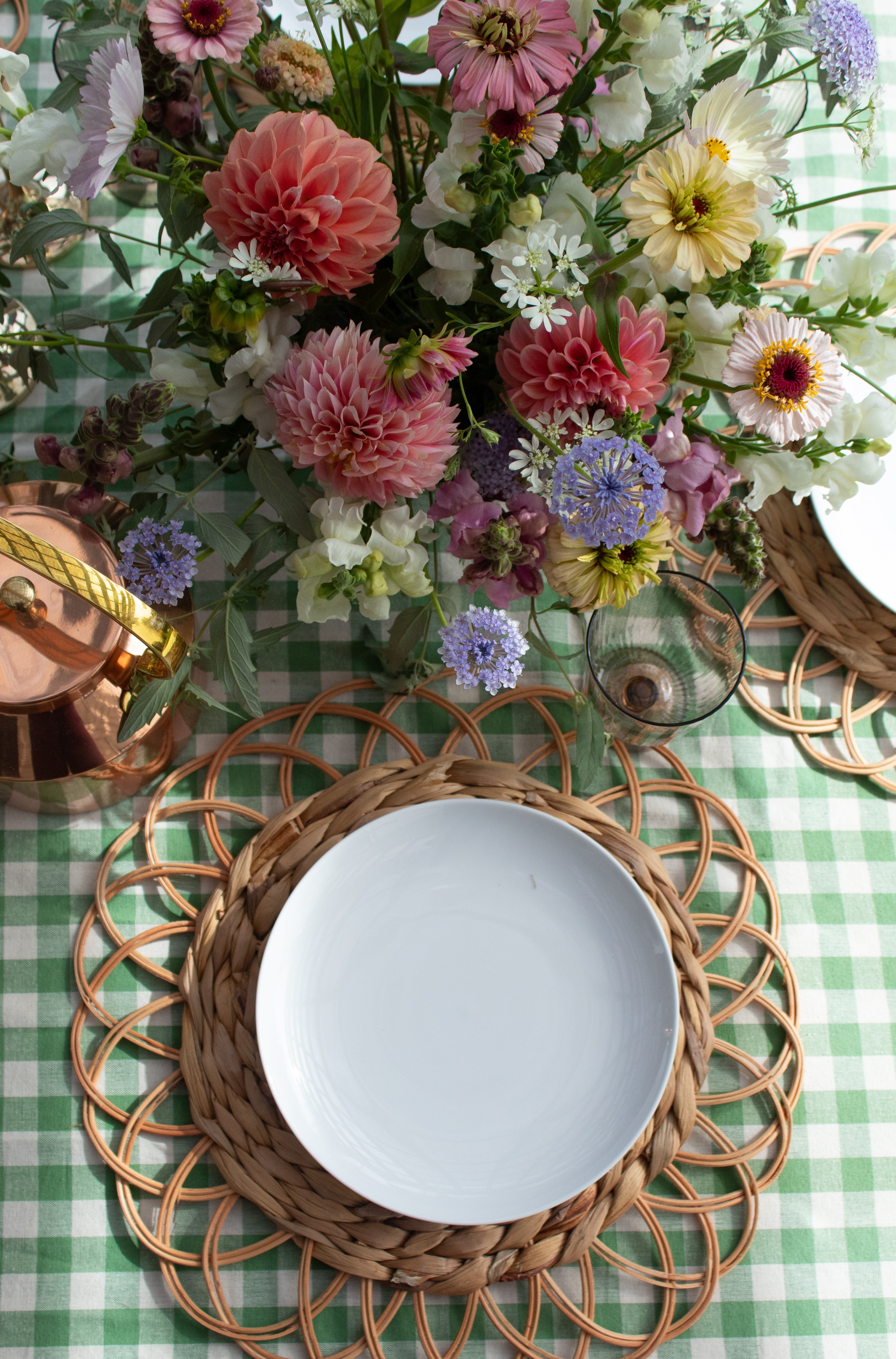 Moss Ruffled Gingham Tablecloth - Thumbnail 3